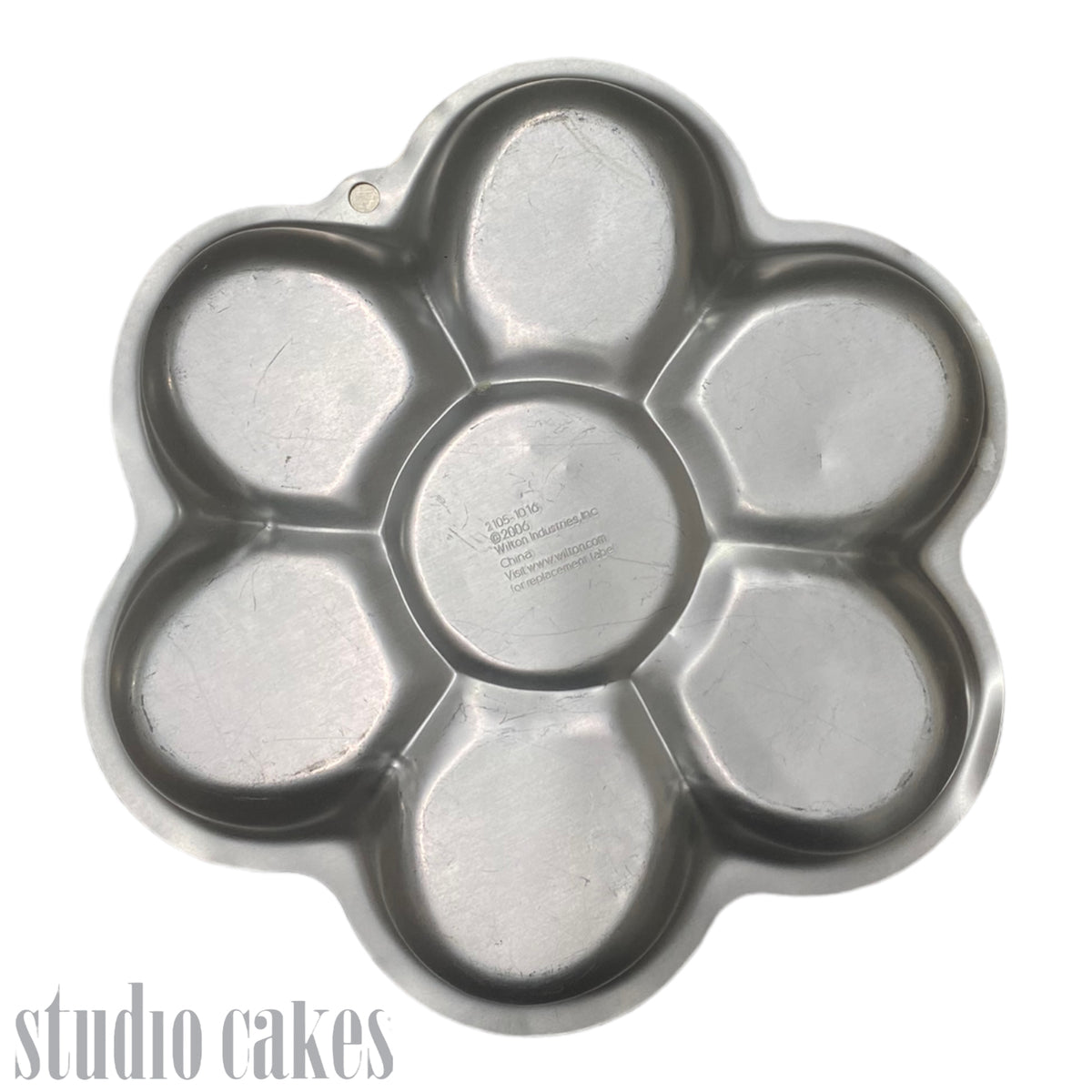 Cake Tin Hire - Flower