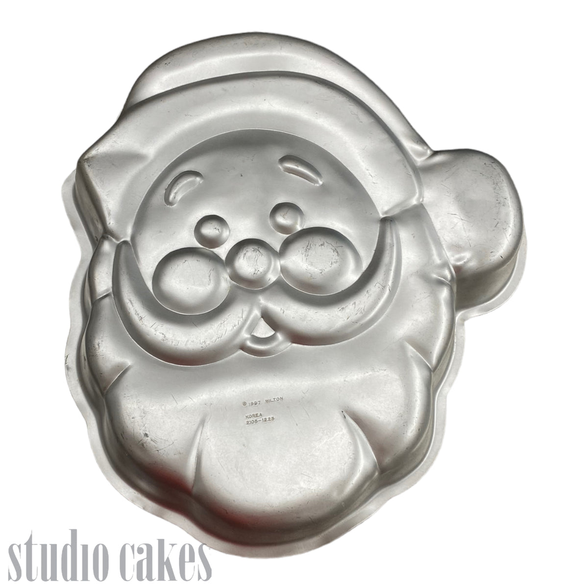 Cake Tin Hire - Santa