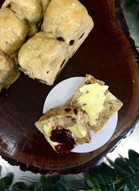 Lightly Spiced Fruit Buns (Hot Cross Buns) - 9 Pack