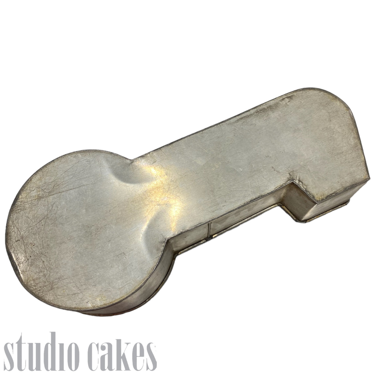 Cake Tin Hire - Traditional Keys