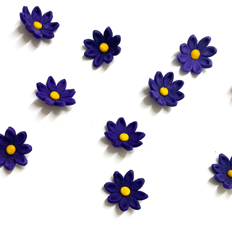 Sugar Flowers - Daisy blooms - Violet (12pk)