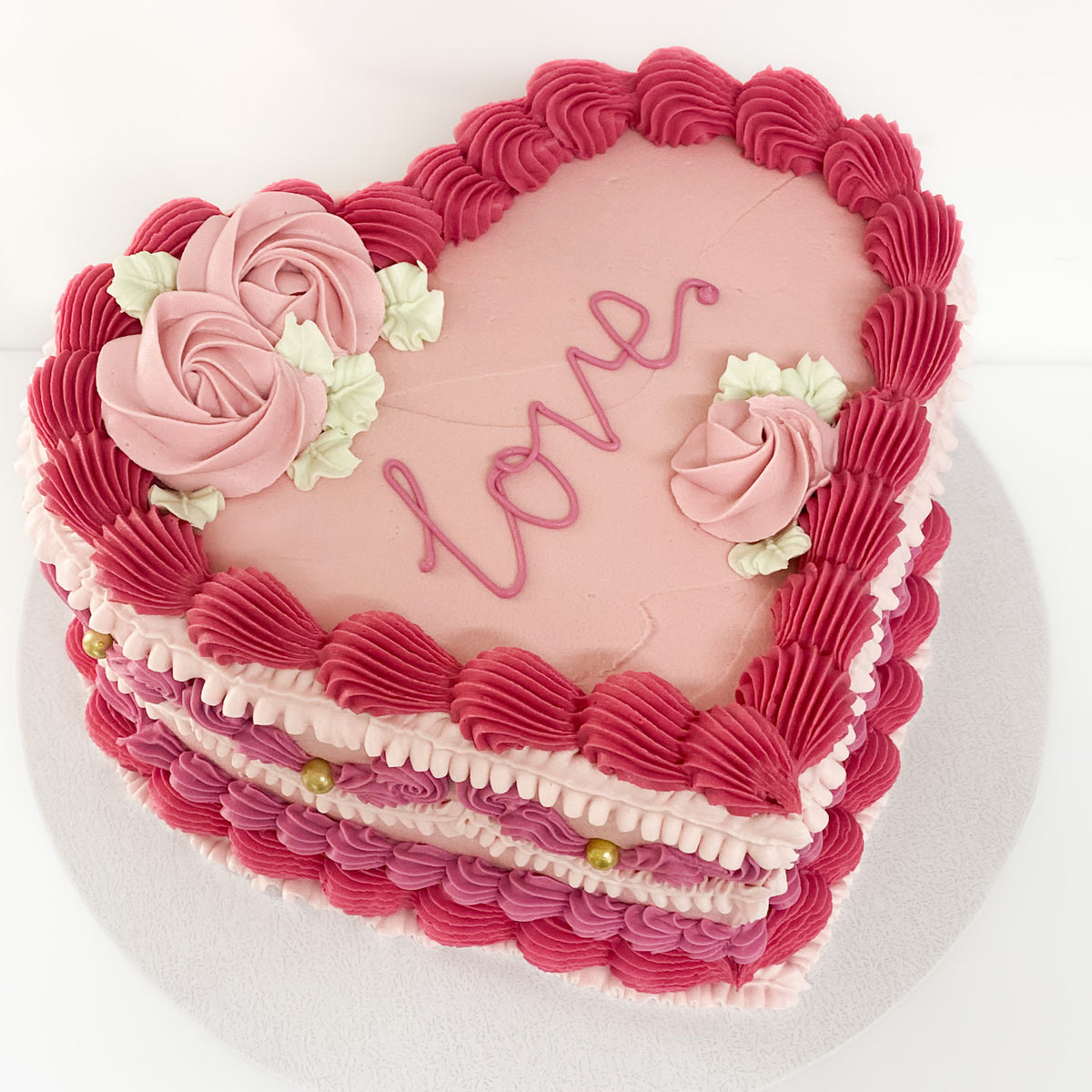 Vintage Cake - Love