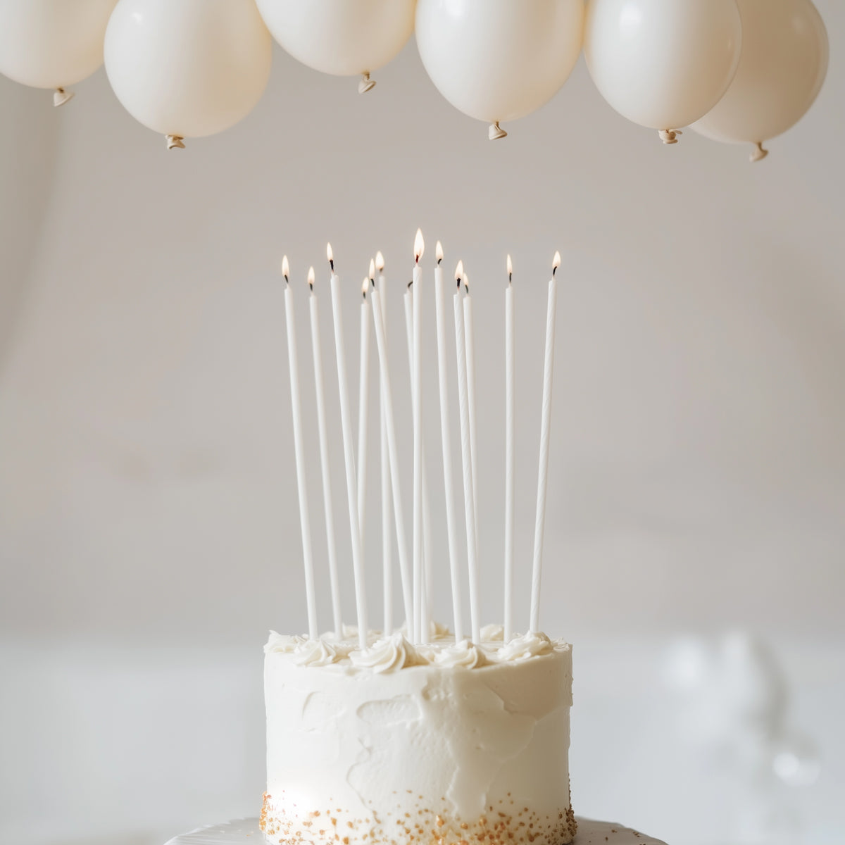 Fine Spiral Cake Candles Pearl White 20cm Pack of 16