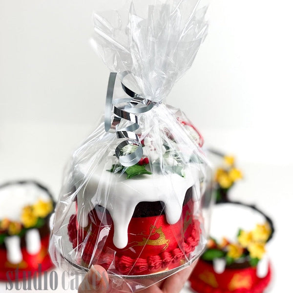Mini Christmas Cakes - Holly Design