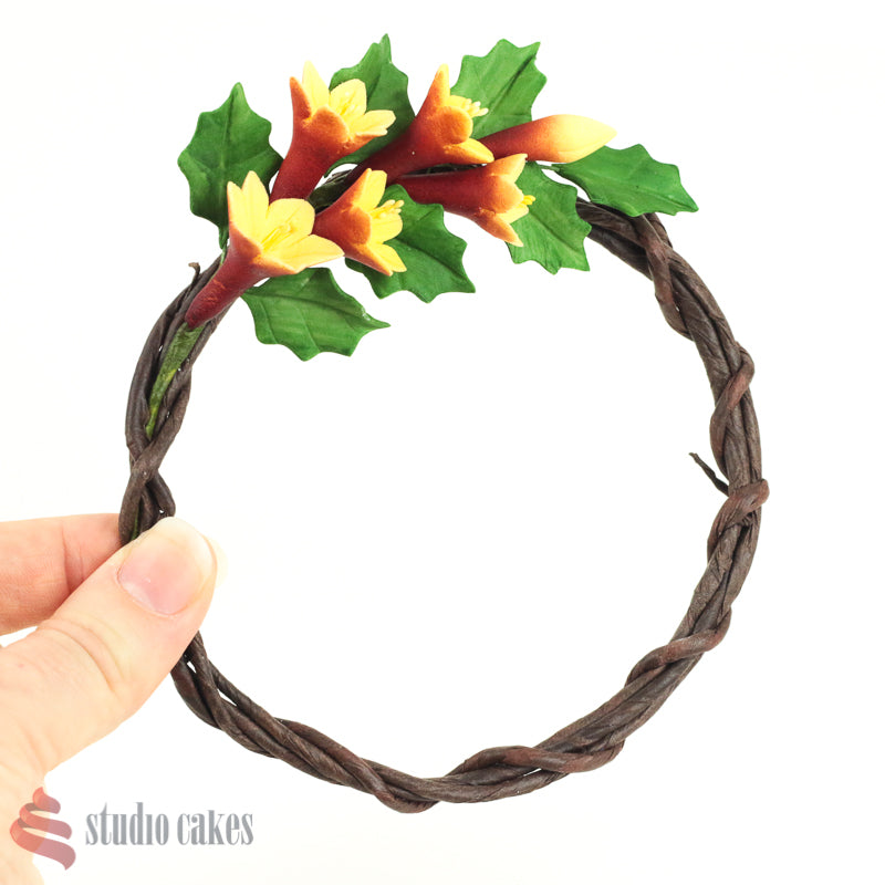 Christmas Sugar Flowers - Wreath