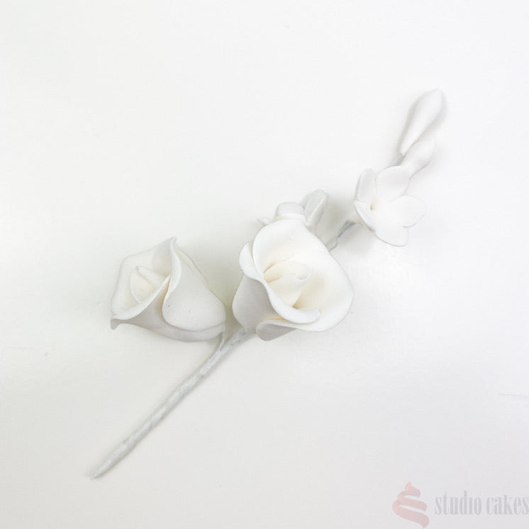 Sugar Flowers - White Rose Filler Spray